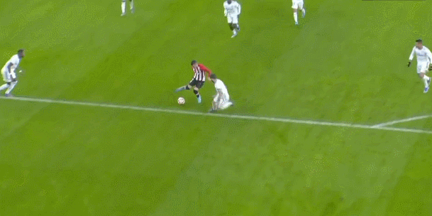 斗地主不是一个人玩的（斗地主是多人游戏）